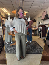 Load image into Gallery viewer, Stripe Dolman Sleeve Top