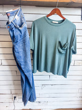 Load image into Gallery viewer, Ash Jade Ribbed Pocket Top