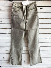 Load image into Gallery viewer, Light Olive Wide Leg Pants