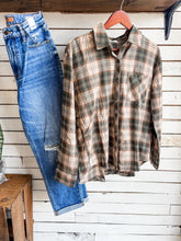 Load image into Gallery viewer, Hunter Plaid Flannel