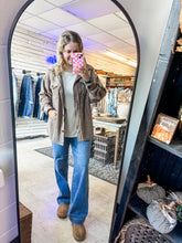 Load image into Gallery viewer, Brown Fleece Shacket
