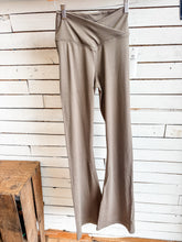 Load image into Gallery viewer, Truffle Crossover Flare Leggings
