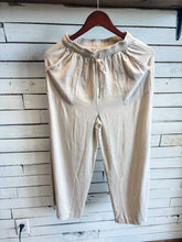Load image into Gallery viewer, Sand Beige Linen Pants

