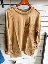 Load image into Gallery viewer, Deep Camel Acid Wash Pullover
