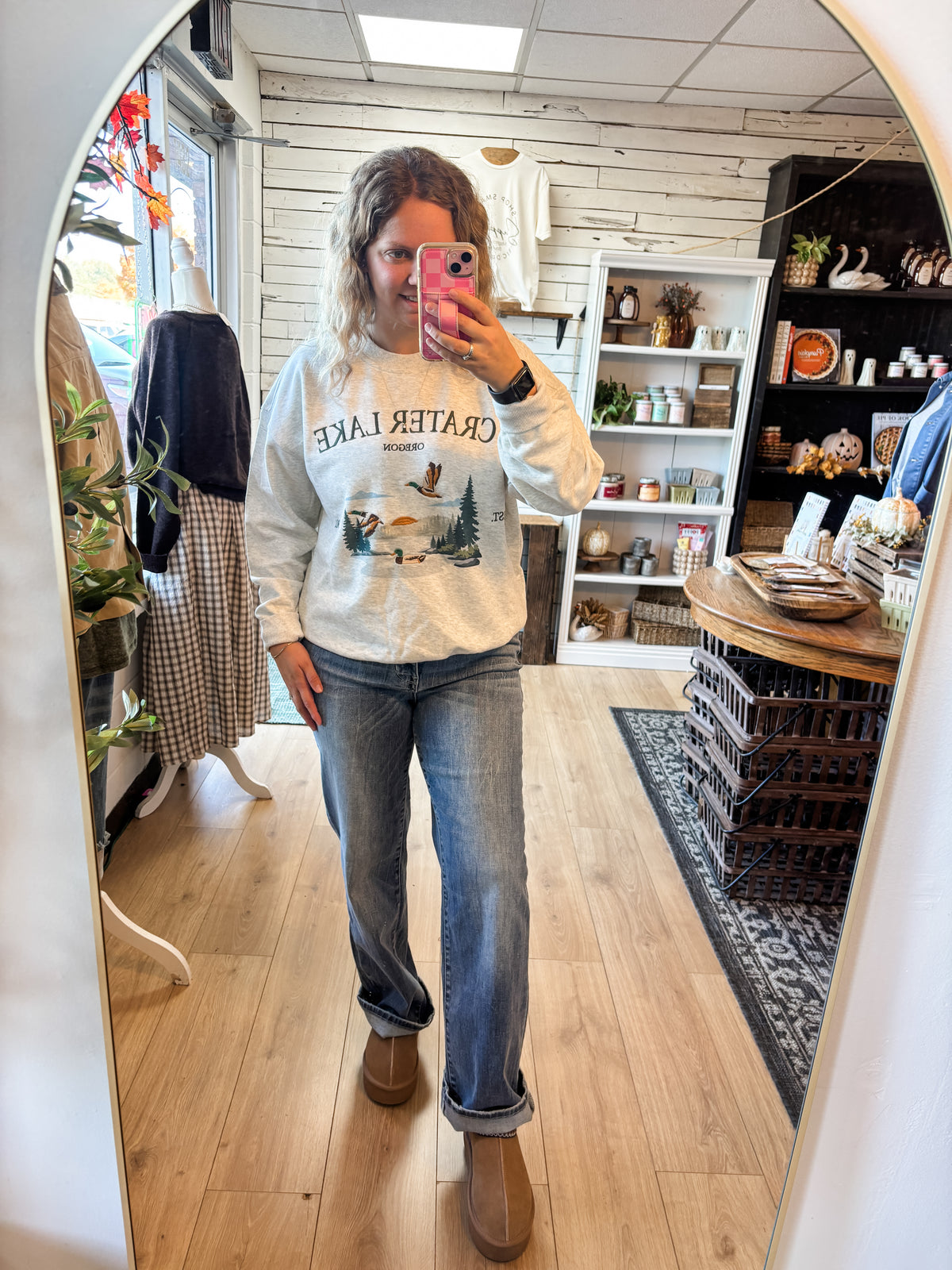 Crater Lake Embroidery Melange Sweatshirt